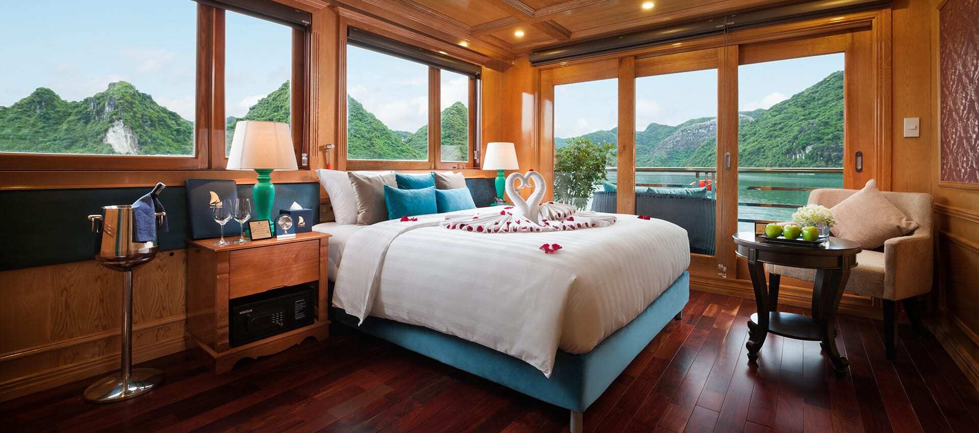 Maya Cruises 2 Days 1 Night is 4 star plus in Halong bay and Lan Ha bay.